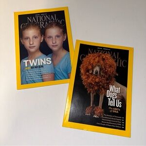 2 VINTAGE NATIONAL GEOGRAPHIC MAGAZINES